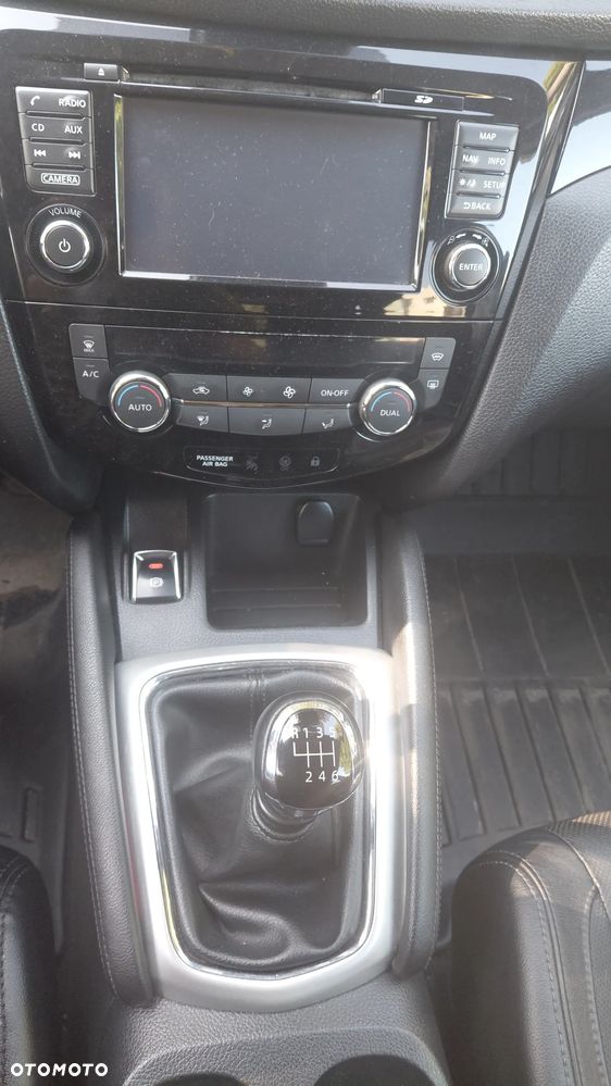 Nissan Qashqai 1.6 DCi 4x4 Tekna - 12