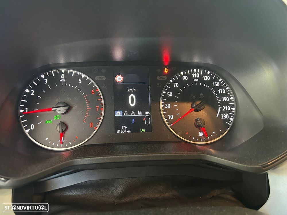 Renault Clio 1.0 TCe Evolution Bi-Fuel - 13