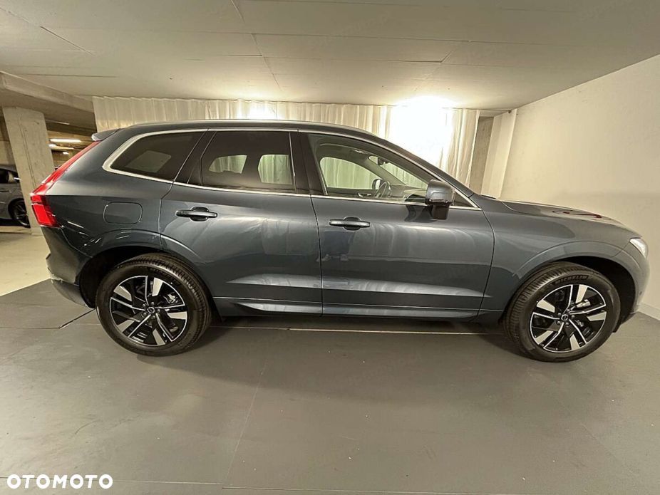 Volvo XC 90 B5 B AWD Plus Bright - 6