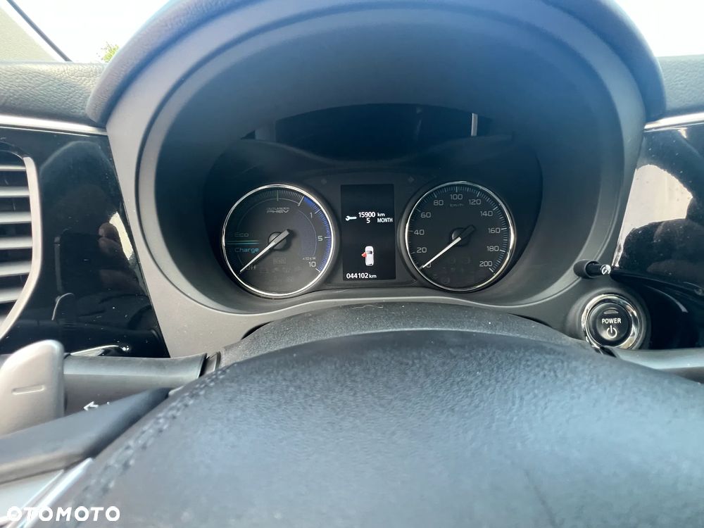 Mitsubishi Outlander 2.4 4WD - 23