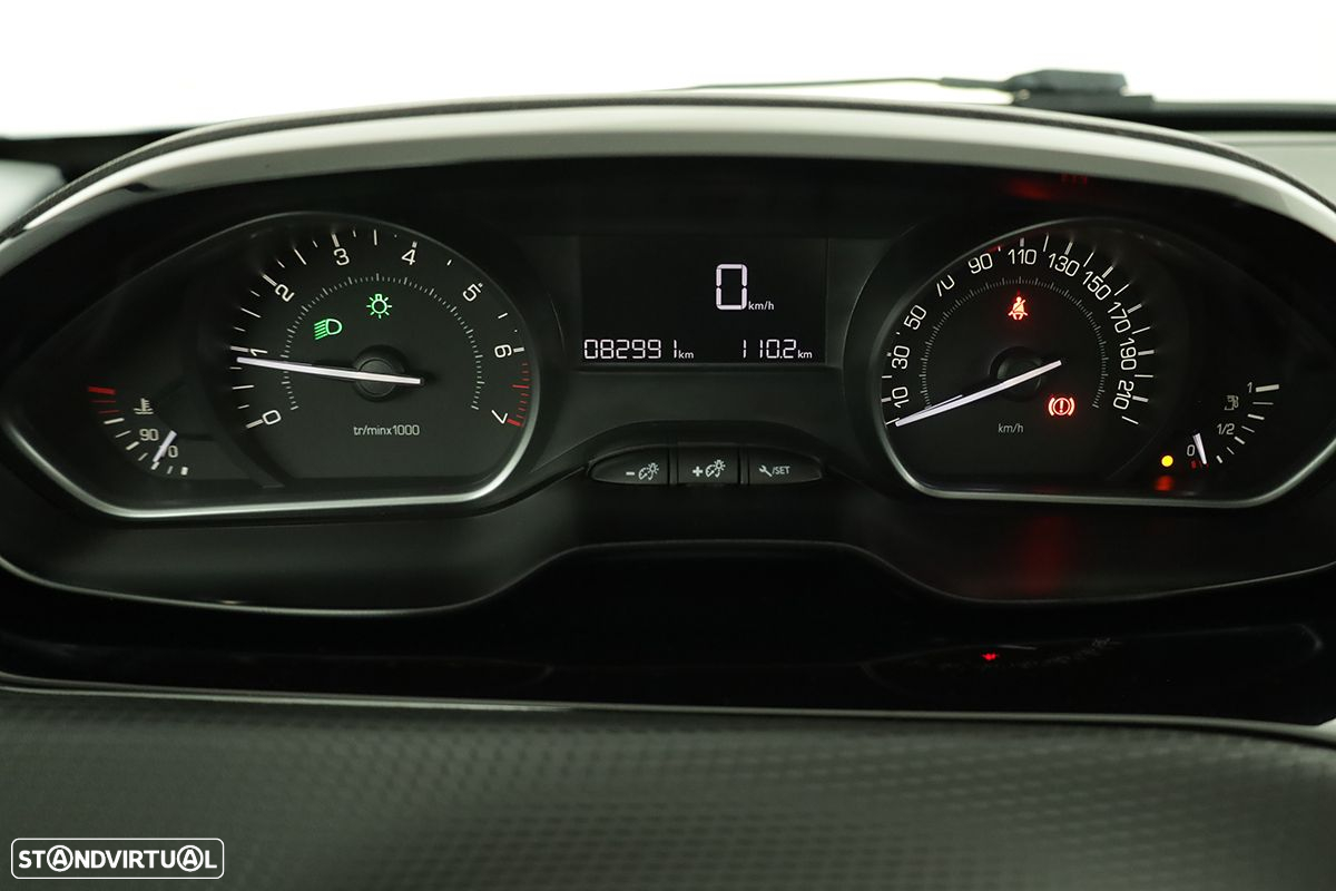 Peugeot 208 1.2 PureTech Style - 15