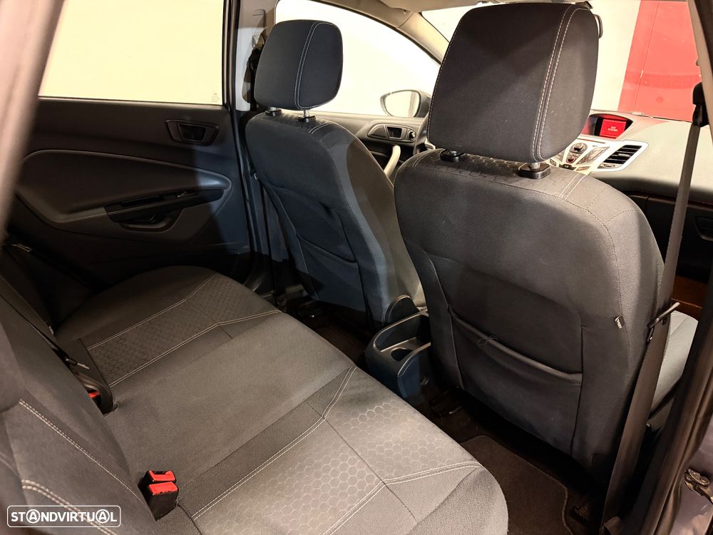 Ford Fiesta 1.4 TDCi Titanium - 10