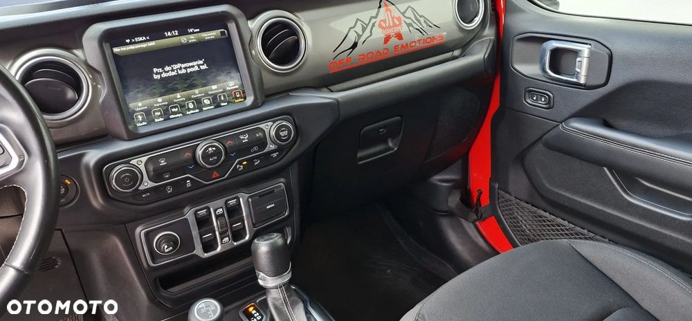 Jeep Wrangler Unlimited GME 2.0 Turbo Sahara - 14