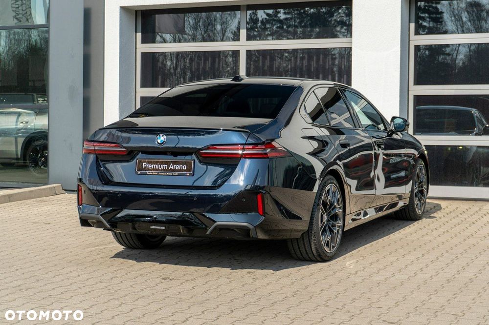 BMW Seria 5 - 11