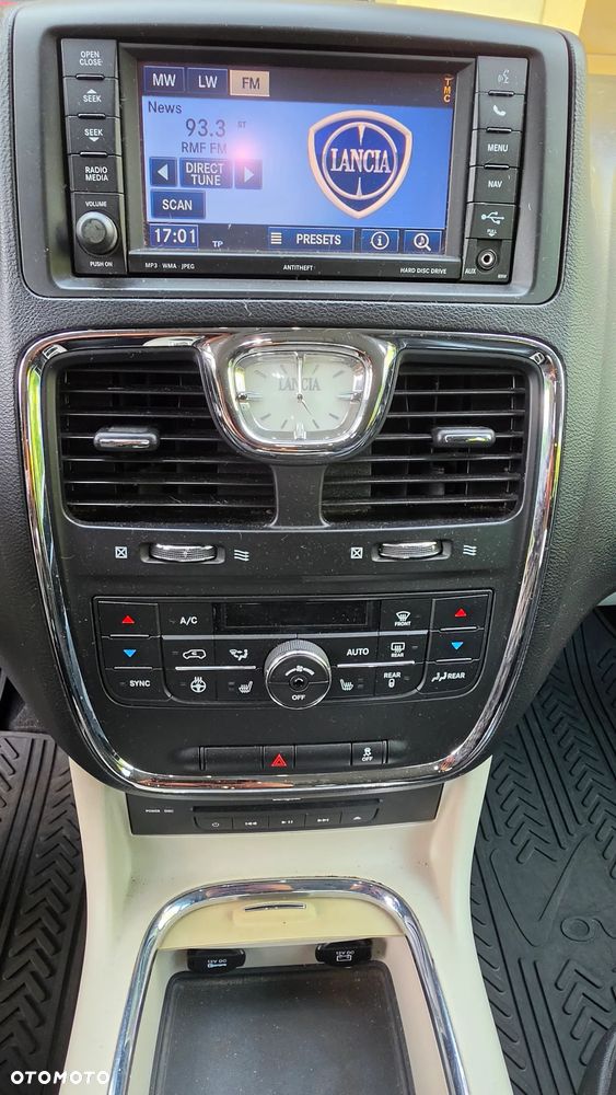 Lancia Voyager 2.8CRD Platinum - 13