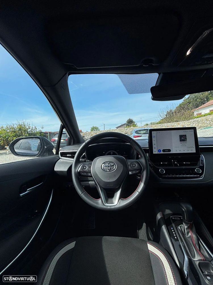 Toyota Corolla Touring Sports 1.8 Hybrid GR-Sport - 19