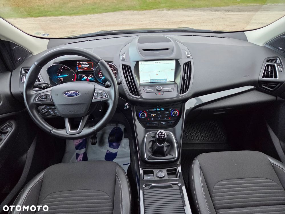 Ford Kuga 2.0 TDCi FWD Titanium - 26
