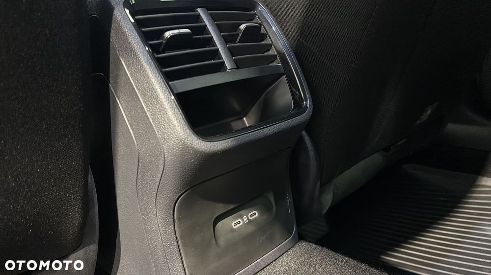 Skoda Octavia 1.5 TSI mHEV Selection DSG - 21