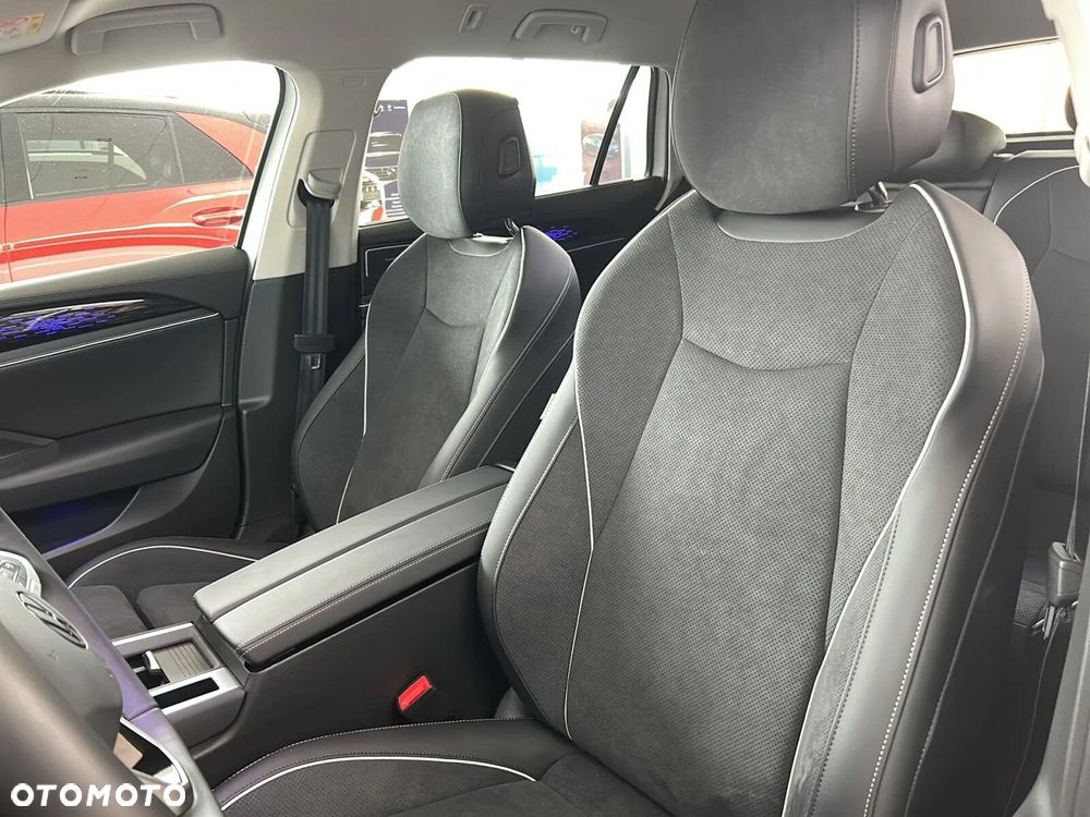 Volkswagen Passat - 10