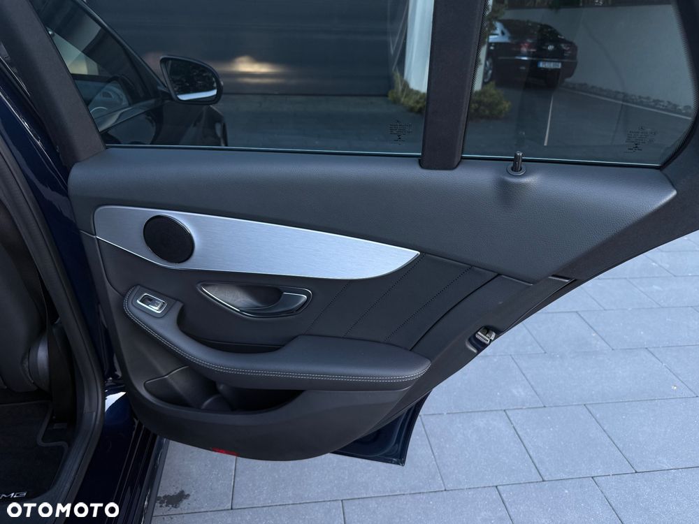 Mercedes-Benz Klasa C 300 d 9G-TRONIC AMG Line - 33