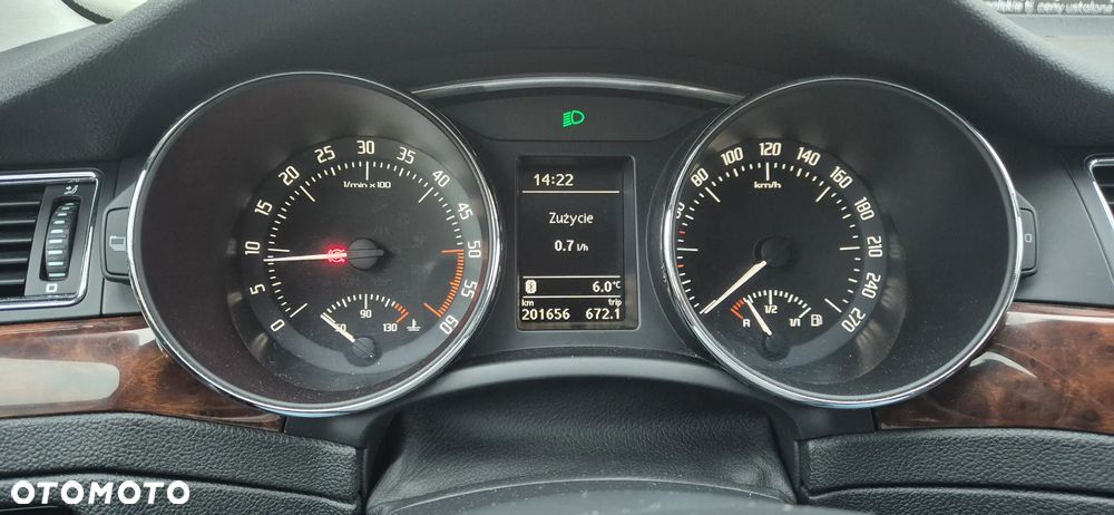 Skoda Superb 2.0 TDI Elegance - 23