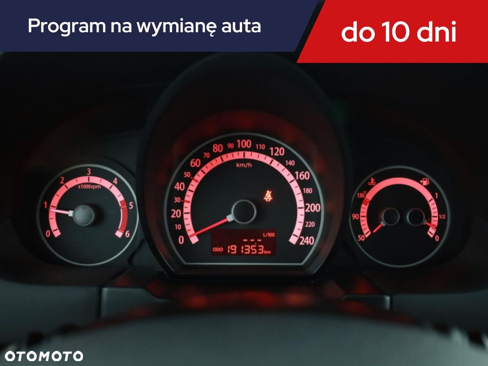 Kia Ceed - 10