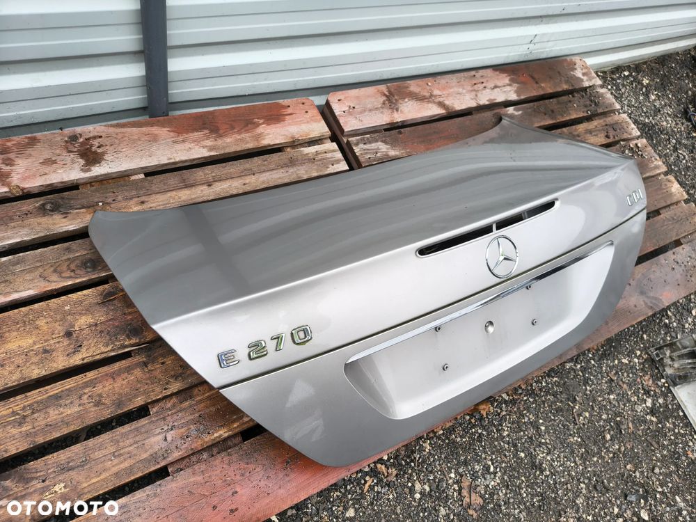 W211 e klasa 723 klapa tył Radom - 3
