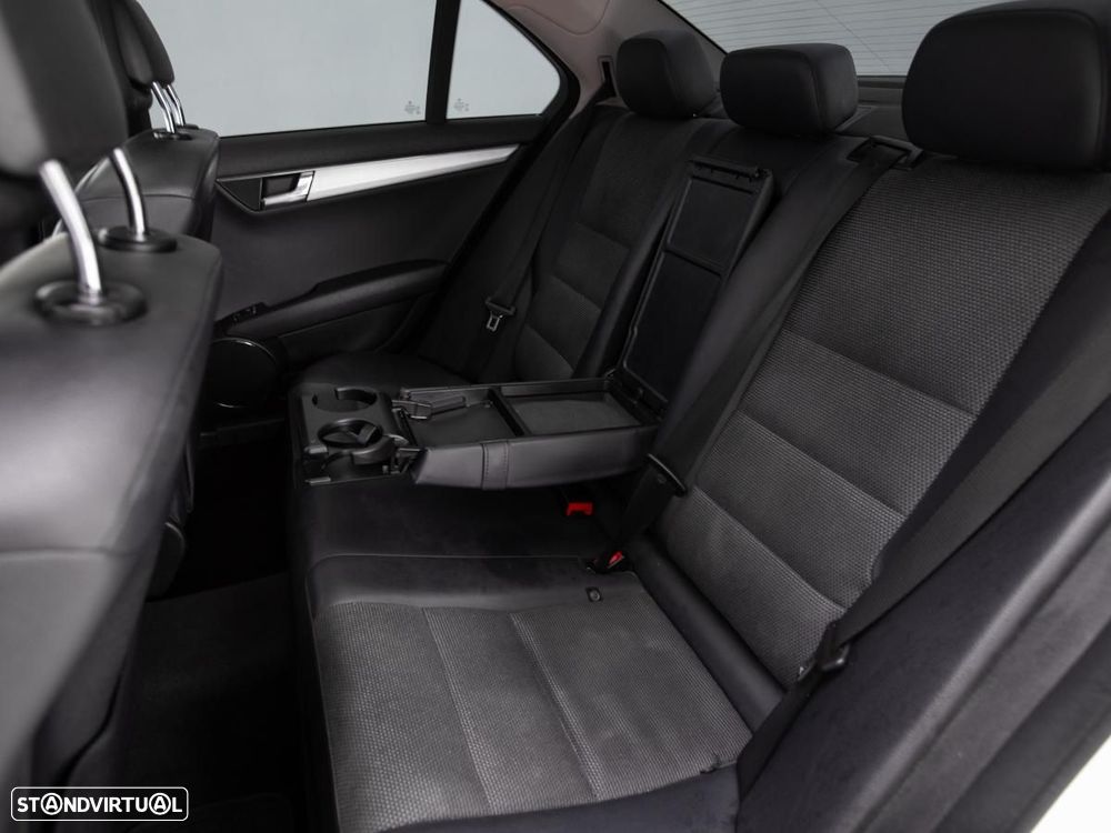 Mercedes-Benz C 220 - 11