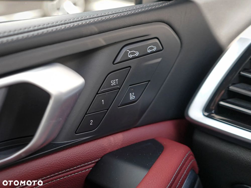BMW X6 xDrive30d - 26