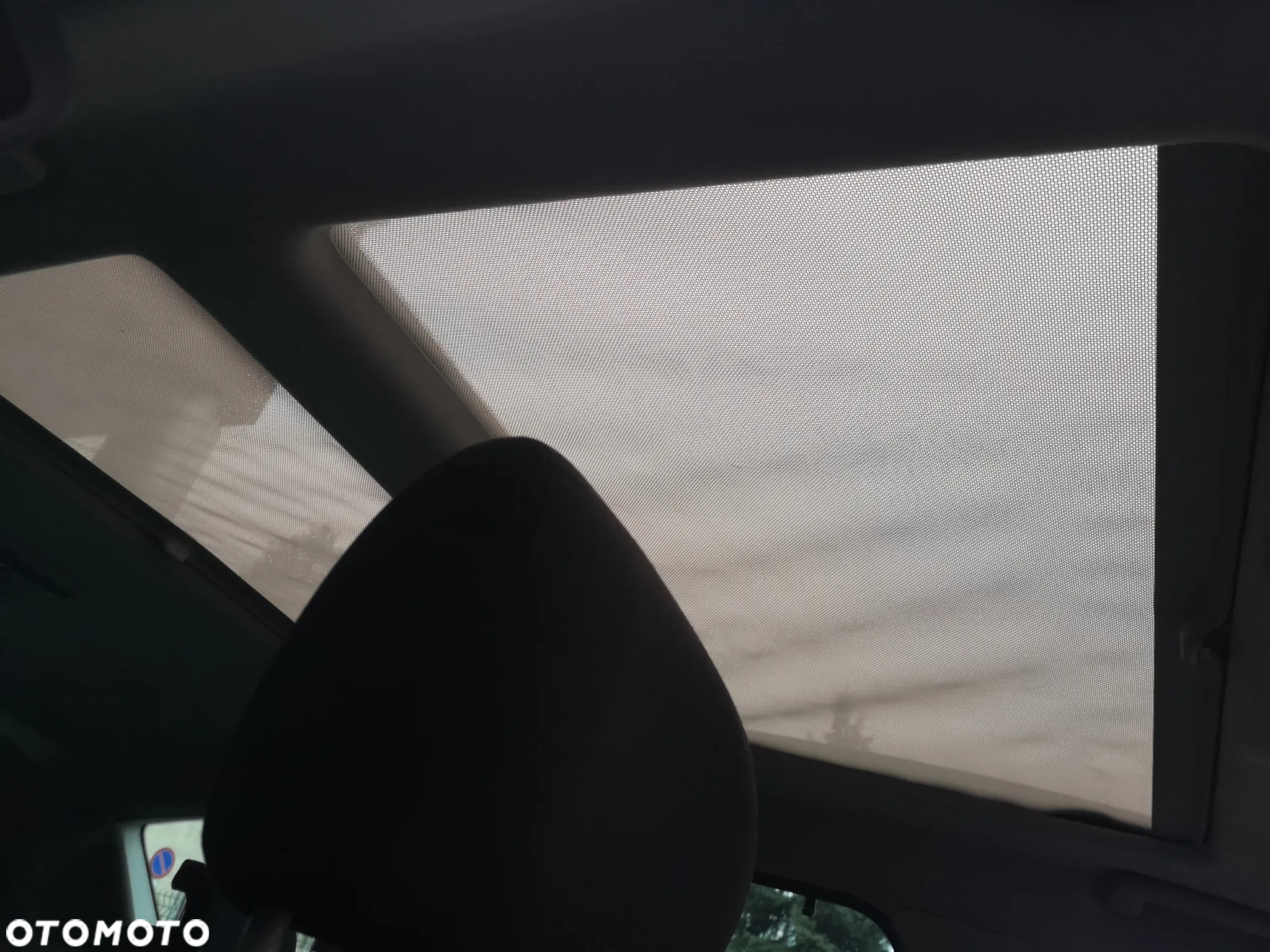 Ford S-Max - 11