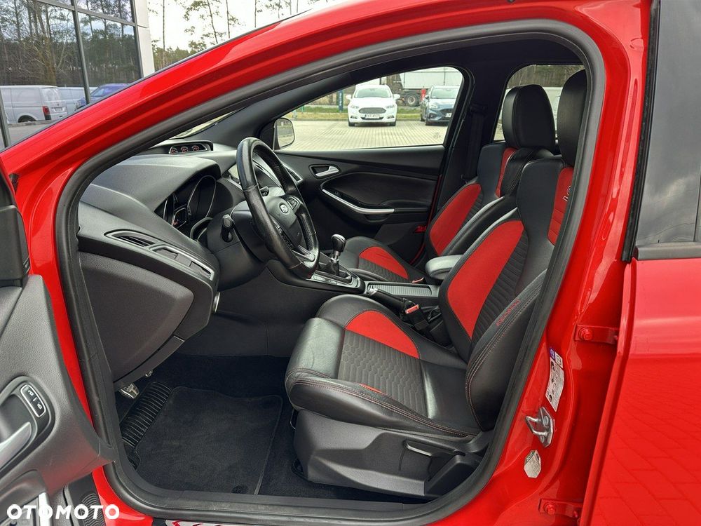 Ford Focus 2.0 TDCi ST-2 - 14