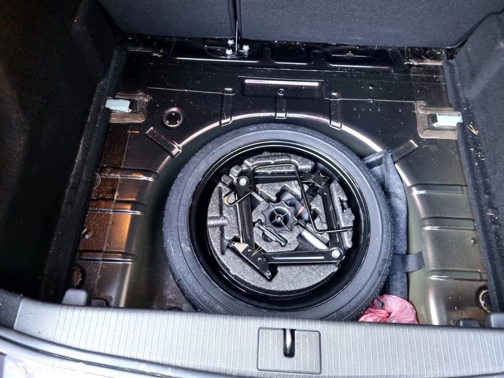 Opel Astra IV 1.6 CDTI Cosmo - 9