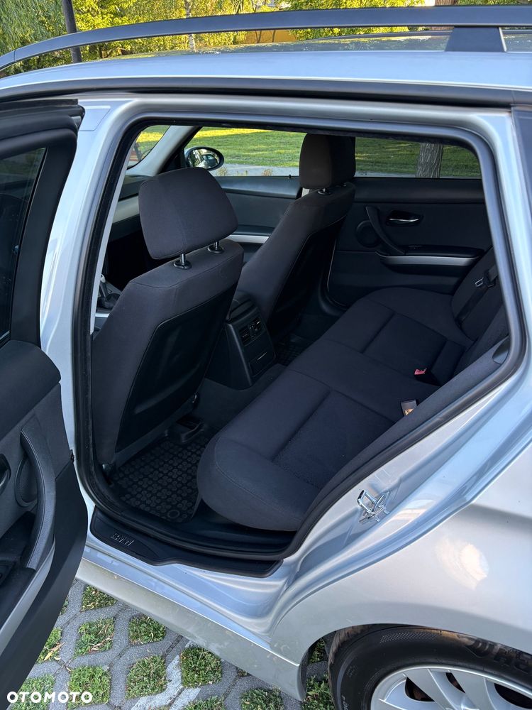 BMW Seria 3 320d DPF - 6