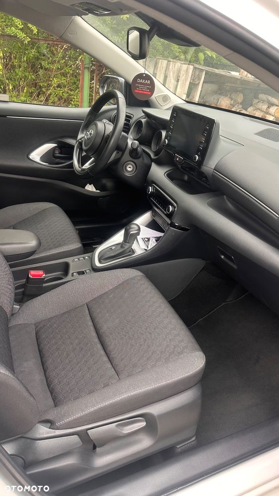 Toyota Yaris - 9