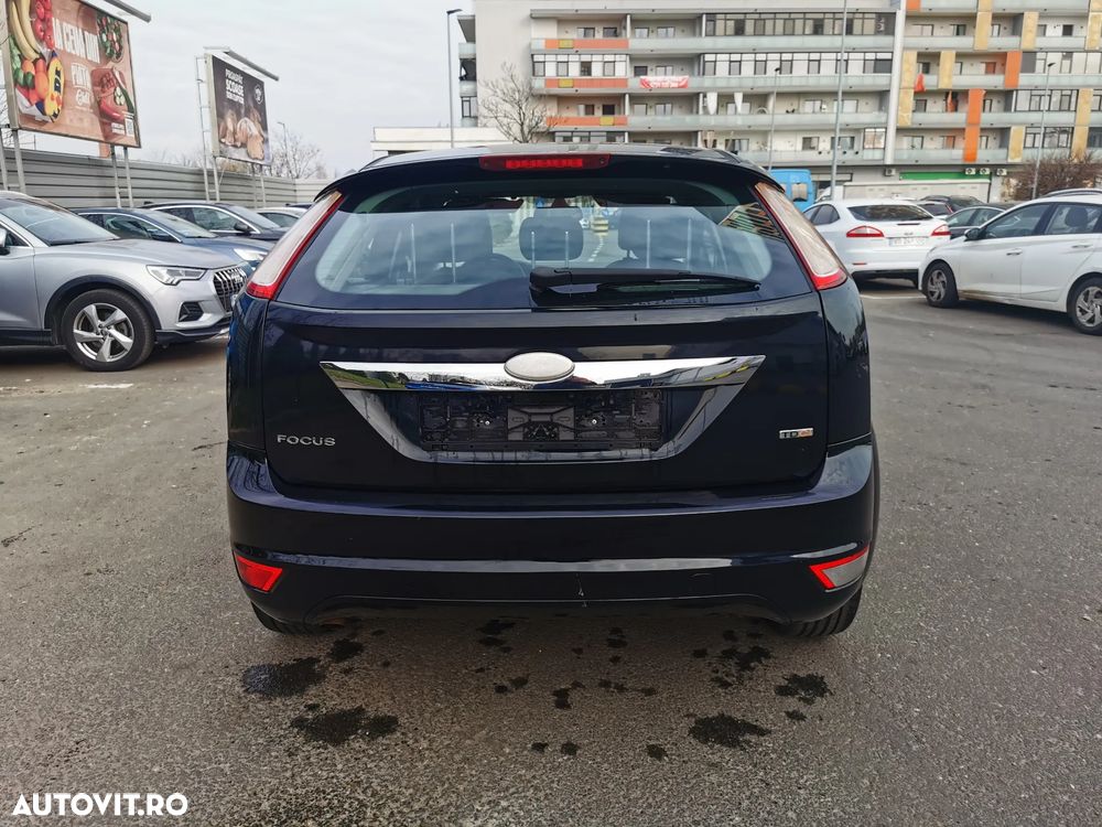 Ford Focus 1.6 TDCI DPF Titanium - 10