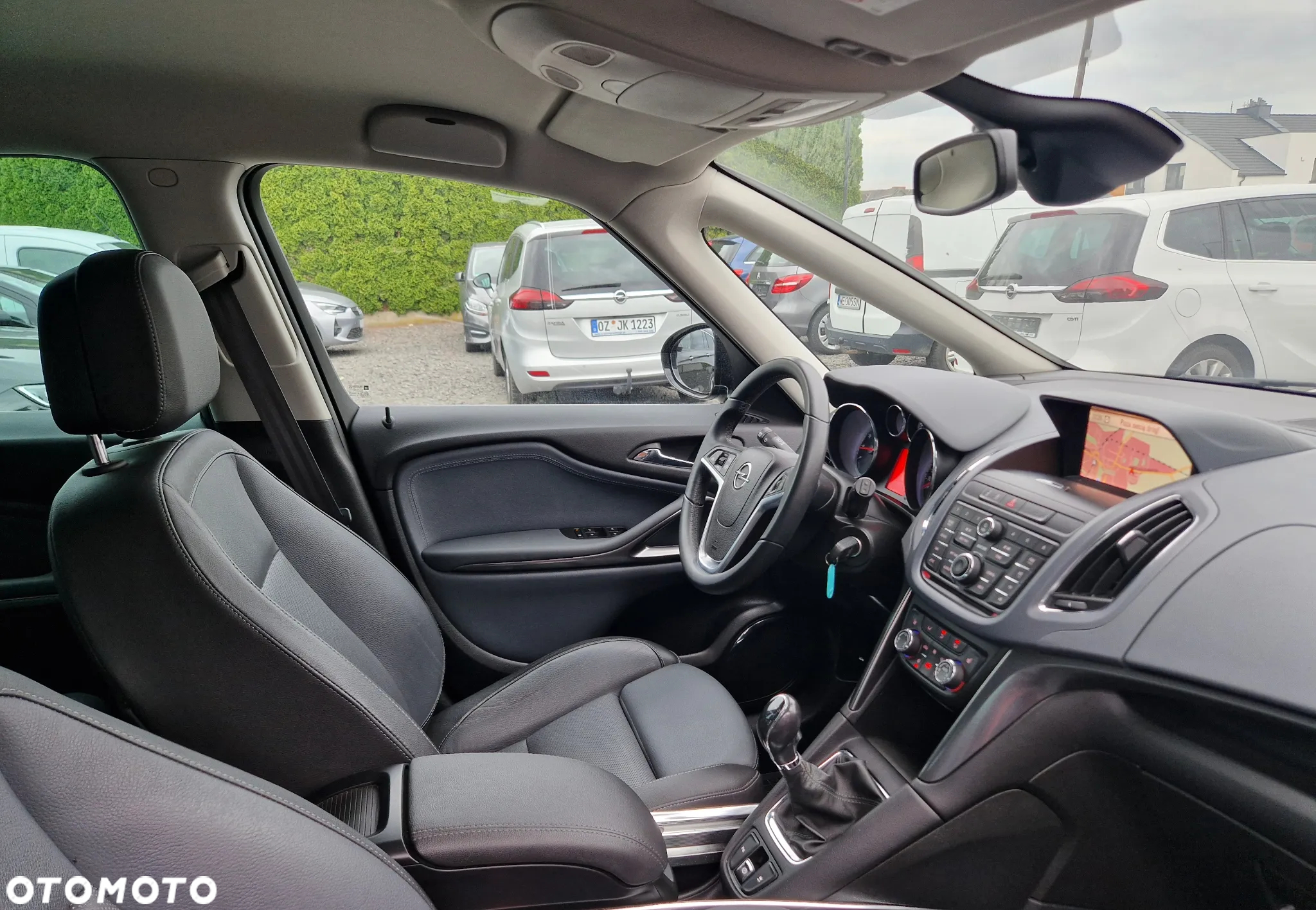 Opel Zafira 1.4 T Cosmo - 32