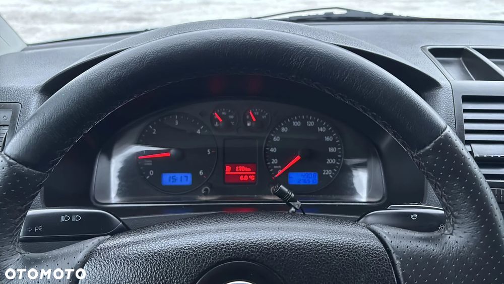 Volkswagen Transporter T5 - 10