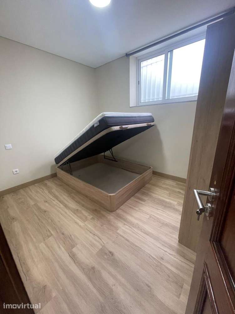 Apartamento totalmente remodelado no centro de Oliveira de Azeméis - Grande imagem: 5/9