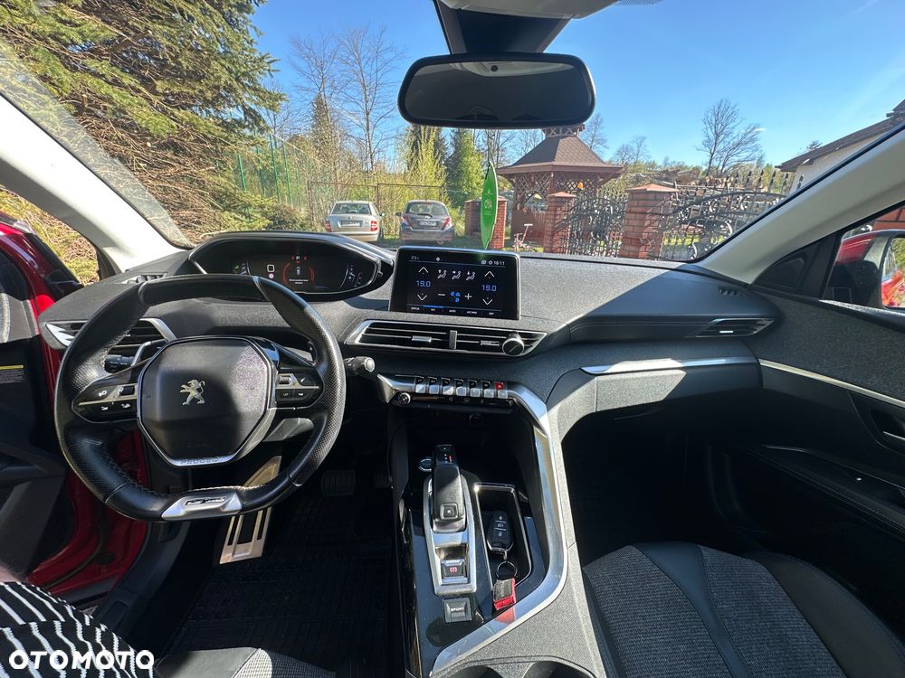 Peugeot 3008 PureTech 130 Stop & Start GPF EAT8 Allure - 14
