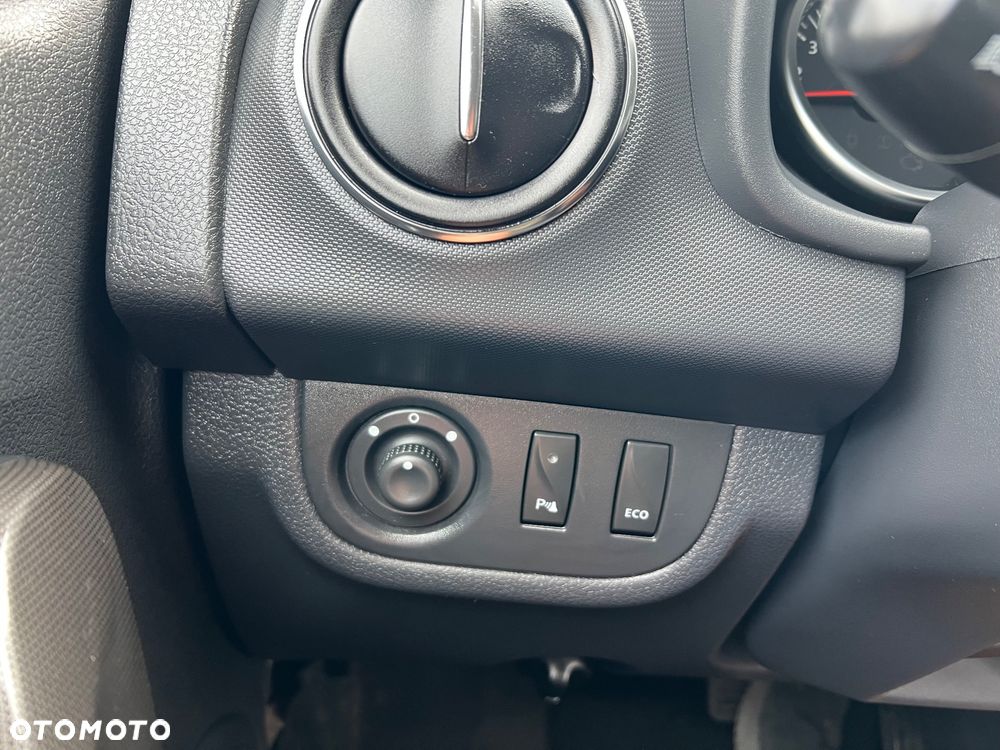 Dacia Sandero 0.9 TCe Laureate S&S Easy-R - 37