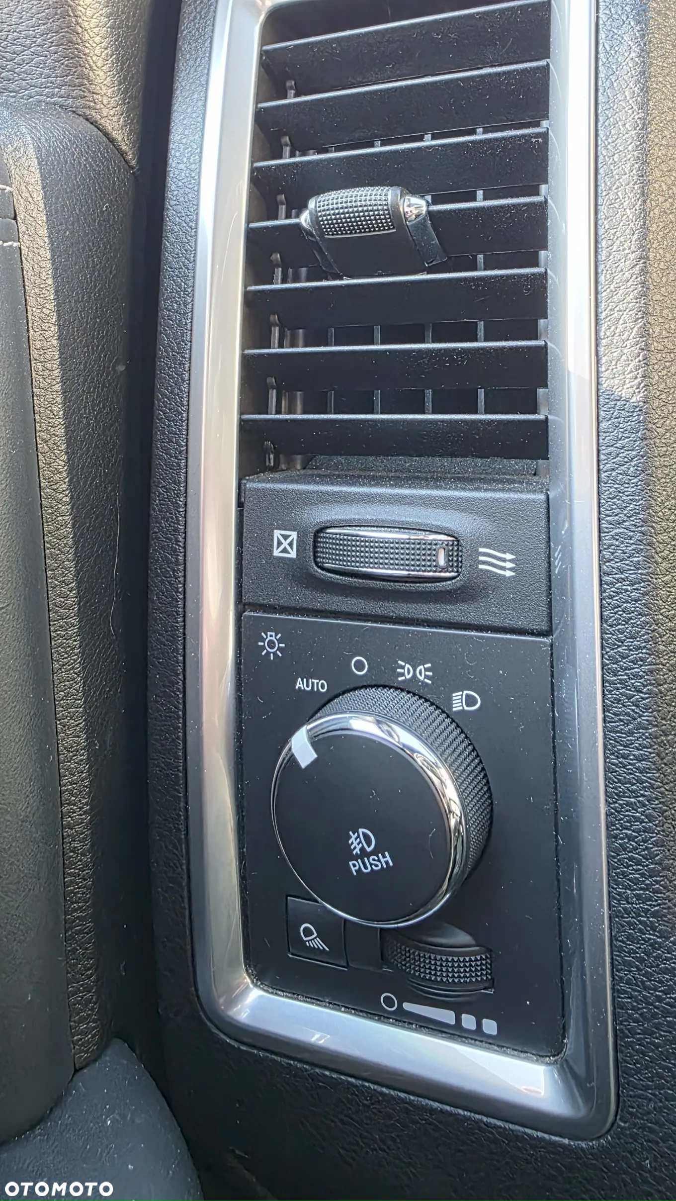 Dodge RAM 1500 5.7 4x4 - 26