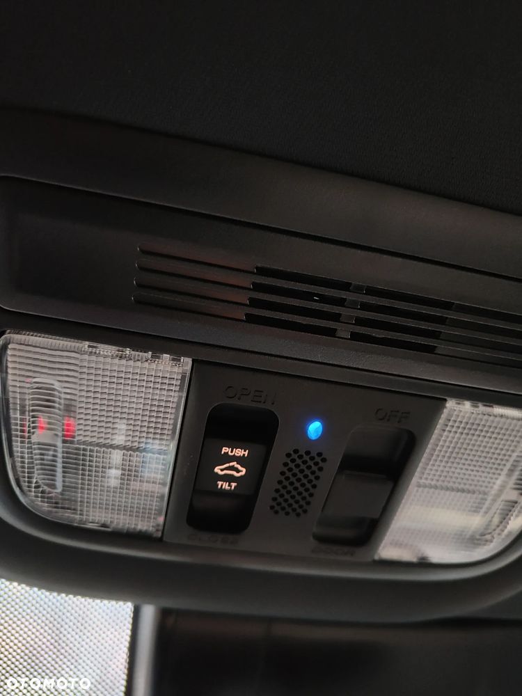 Honda Civic 1.6 i-DTEC Executive Black Edition - 29