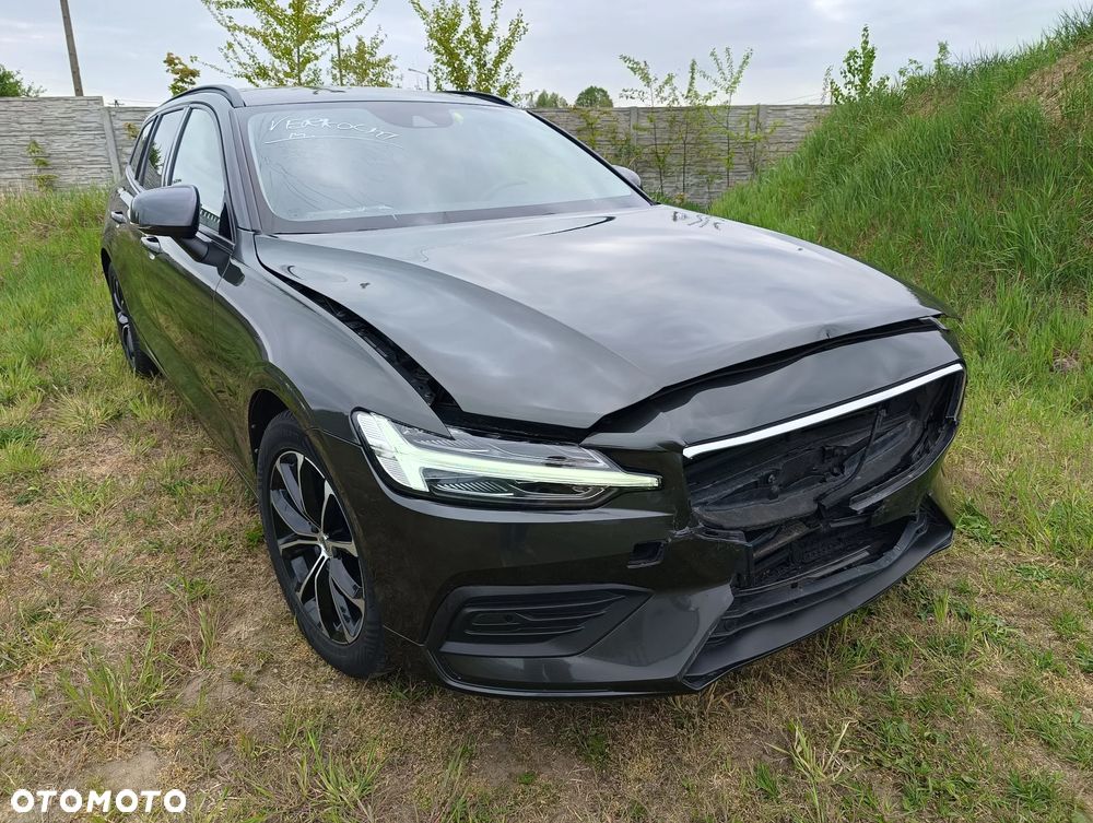 Volvo V60 B3 B Momentum - 12