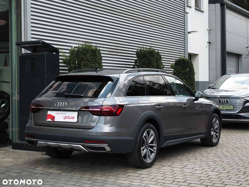 Audi A4 Allroad - 14