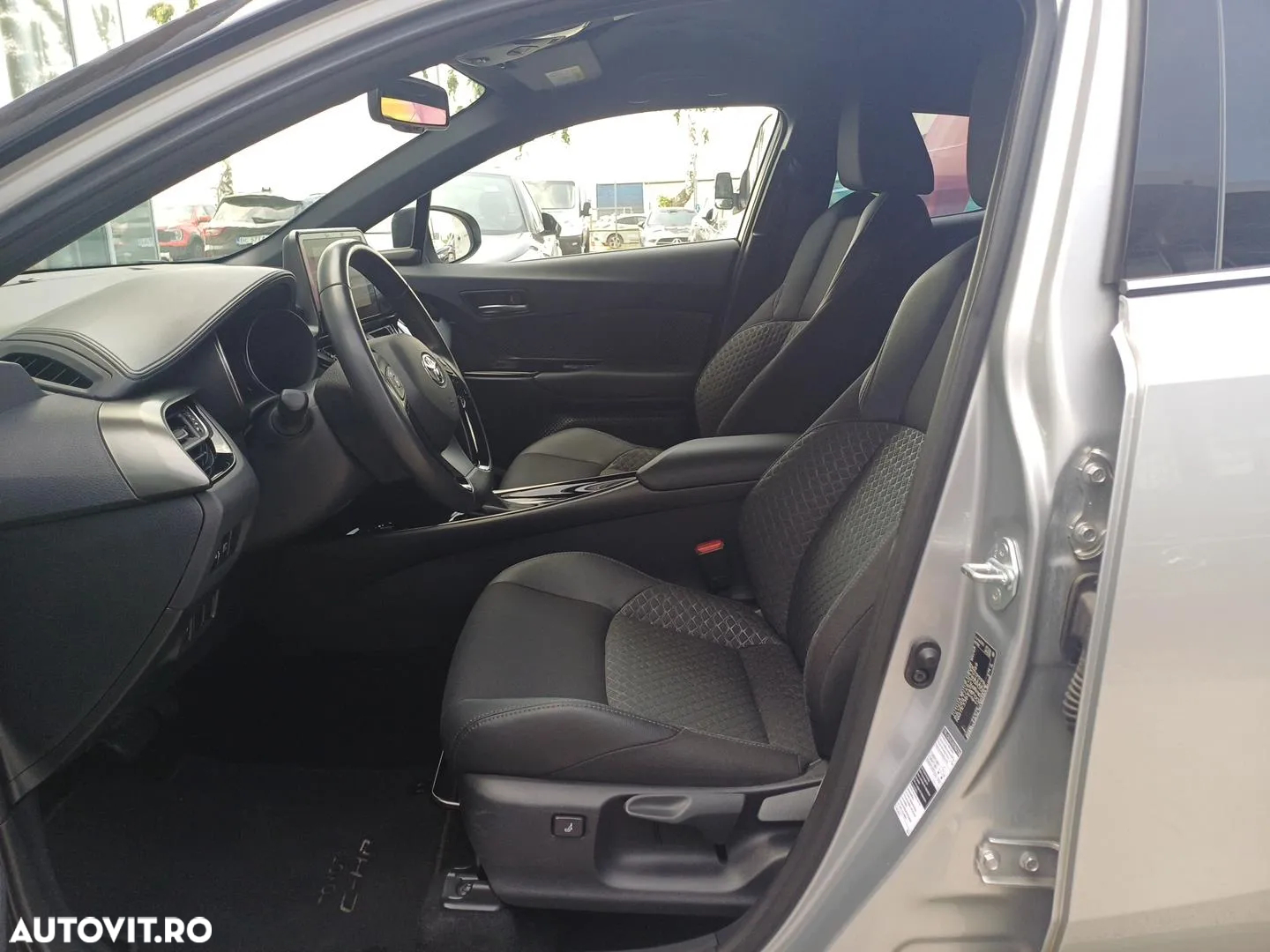 Toyota C-HR 1.8 HSD 122 CP 4x2 CVT C-ult Style bi-tone - 10