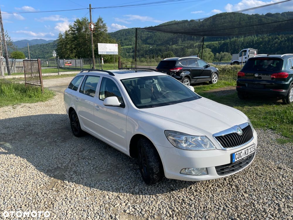 Skoda Octavia 1.6 Combi Style - 2
