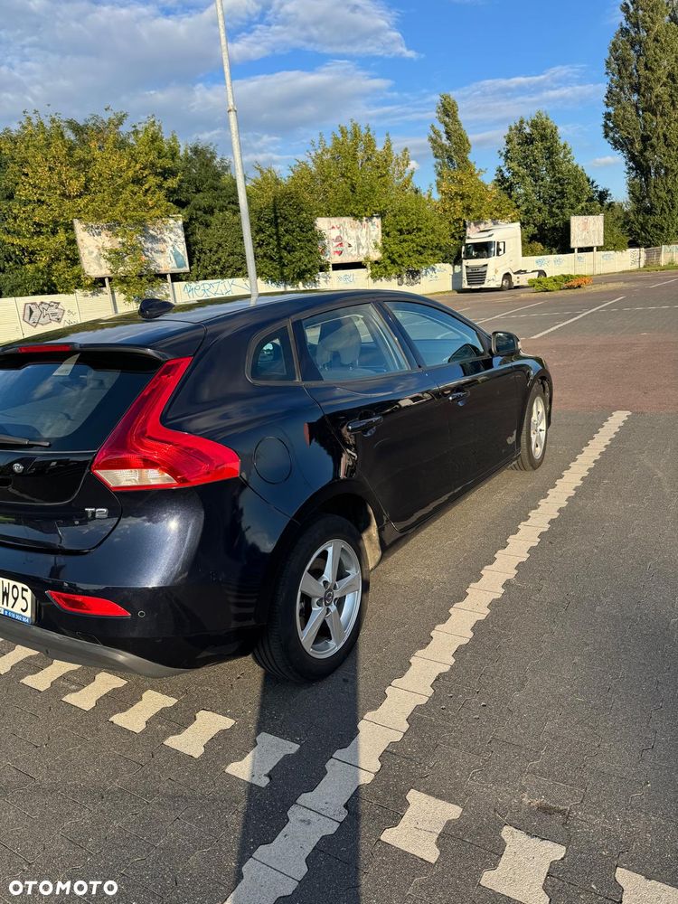Volvo V40 T2 Kinetic - 17