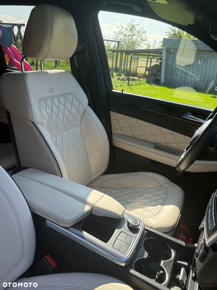 Mercedes-Benz ML - 17