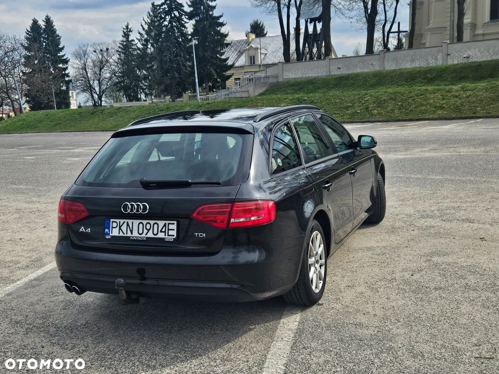 Audi A4 Avant 2.0 TDI - 9