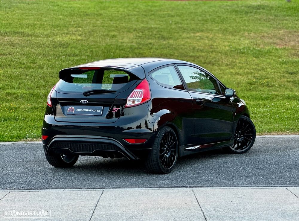 Ford Fiesta 1.6 EcoBoost c/ Pack Pele Desportiva ST — fotografia 5