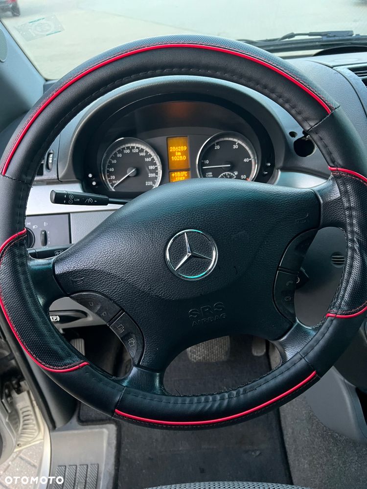 Mercedes-Benz Viano 3.0 CDI kompakt Automatik Trend DPF - 29