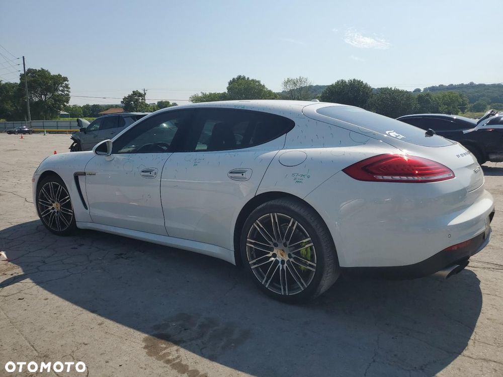 Porsche Panamera S E-Hybrid - 3