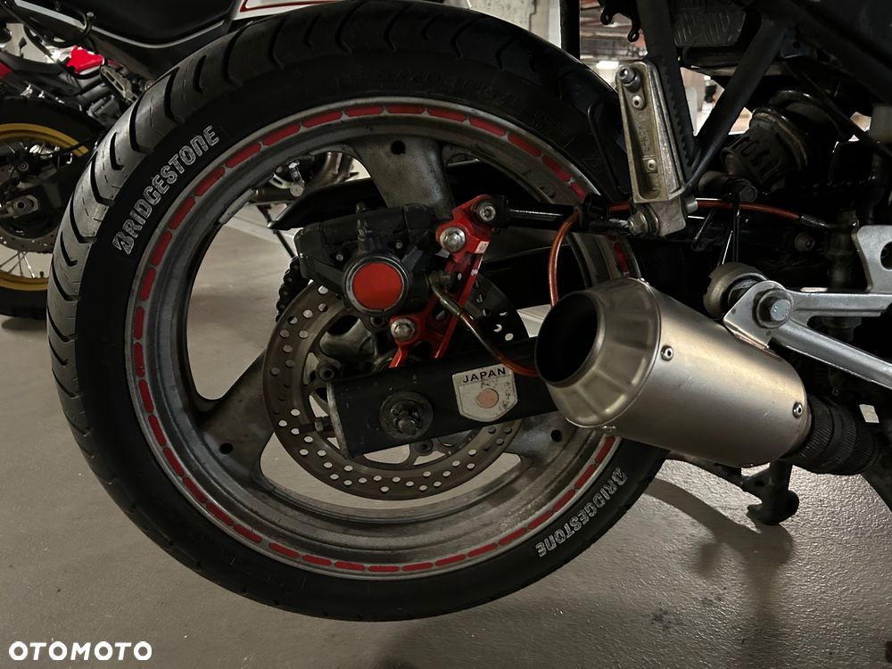 Yamaha XJ - 8