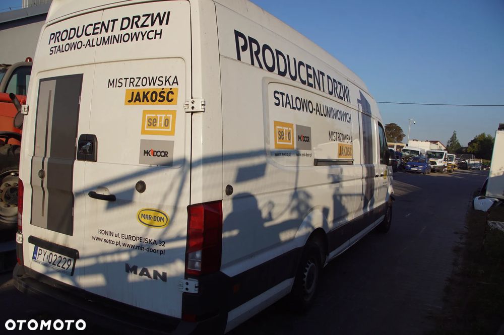Auto na części - MAN TGE 3.180 / Volkswagen Crafter II 2.0 BiTDI 177 KM DMZ VGY LB9A 2022R Silnik Skrzynia Drzwi Błotnik Szyba Lampa Deska Kokpit Sterownik Moduł Czujnik Licznik Wyświetlacz Kierownica Fotel - 6