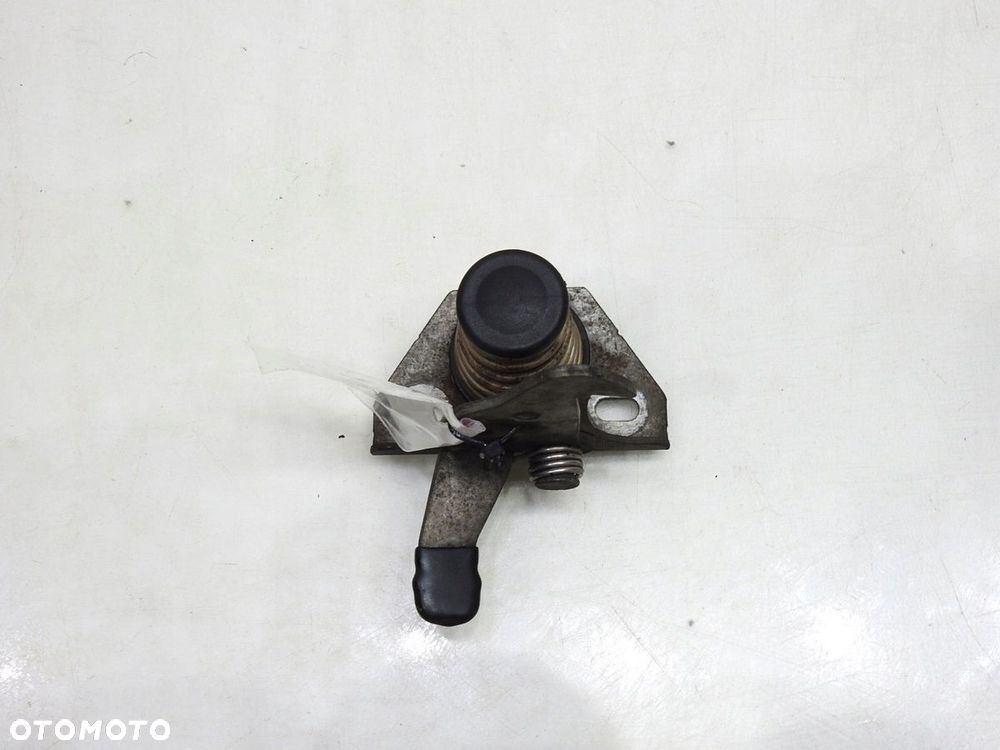 RYGIEL ZAMEK MASKI BMW E60 E61 LIFT - 3