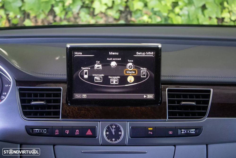 Audi A8 3.0 TDI V6 quattro L.C.D.Exclusive - 17