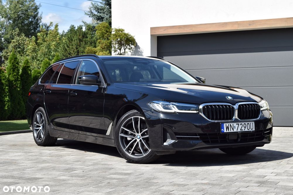 BMW Seria 5 520d Touring M Sport Edition - 2