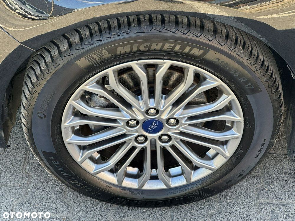 Ford Mondeo 2.0 Hybrid Titanium - 16