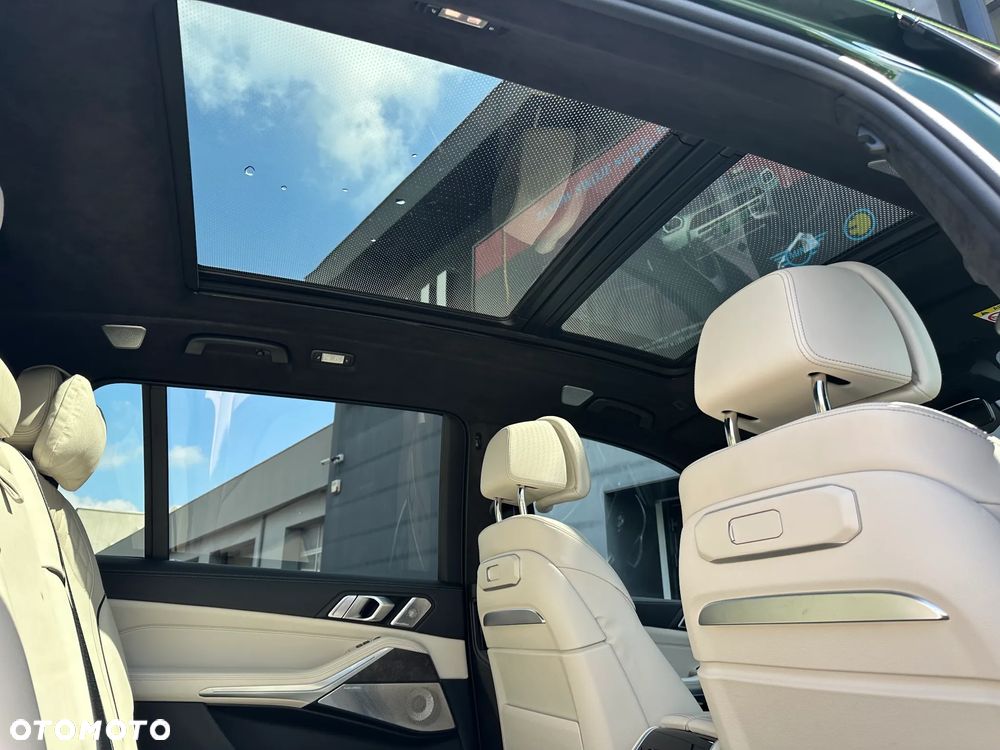 BMW X7 M60i xDrive mHEV sport - 26