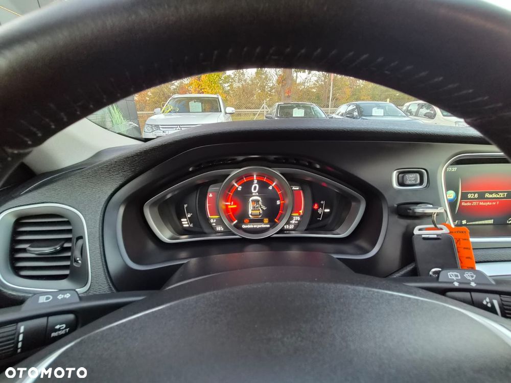 Volvo V40 D2 Kinetic - 20
